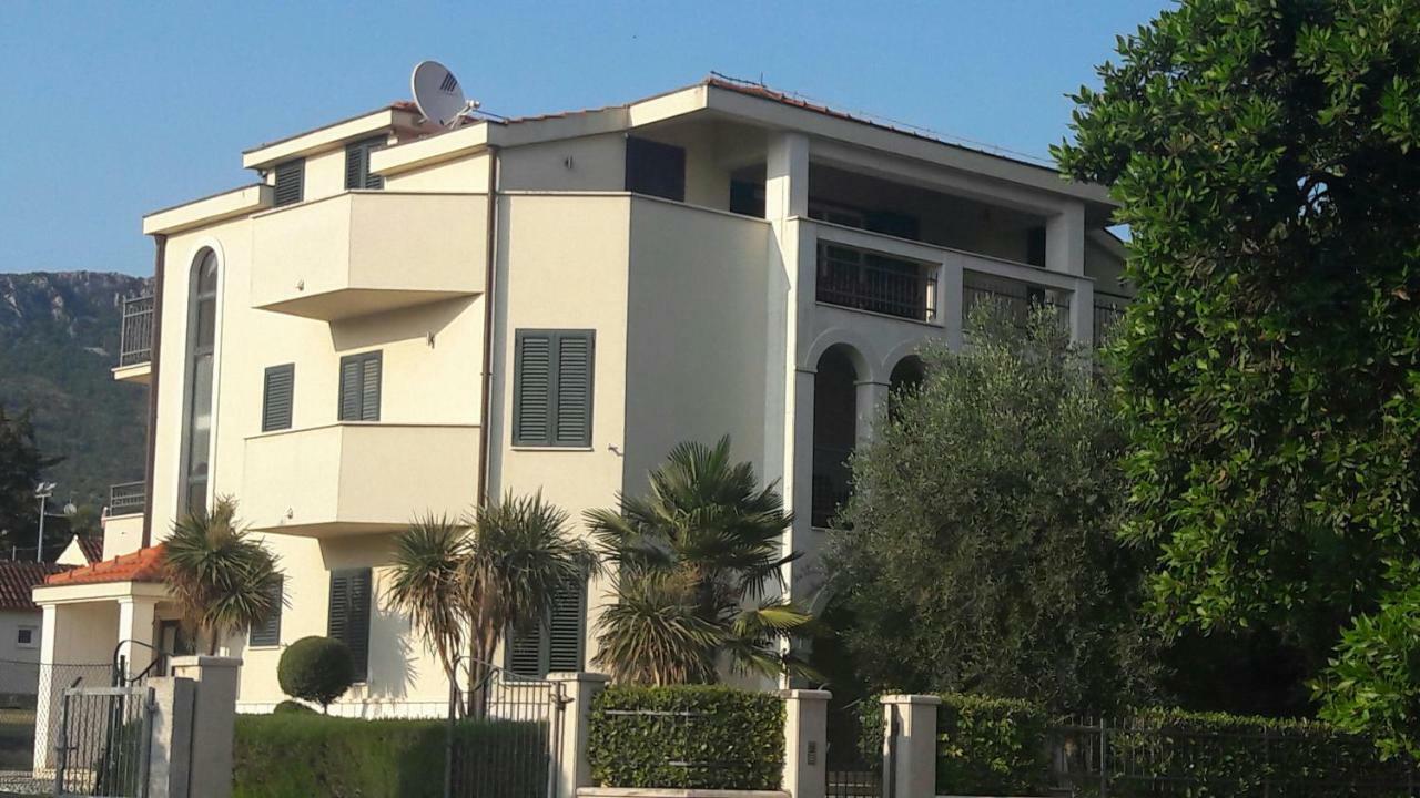 Apartmani Vitturi Kaštela 외부 사진